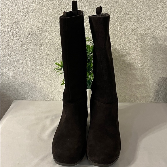 Michael Kors Black and Brown Monogram Boots used good condition - Picture 7 of 15